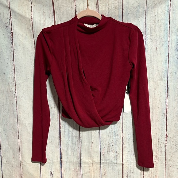 NWT ASTR Asymmetrical Pleated Cutout Mock Neck Top - Picture 4 of 11